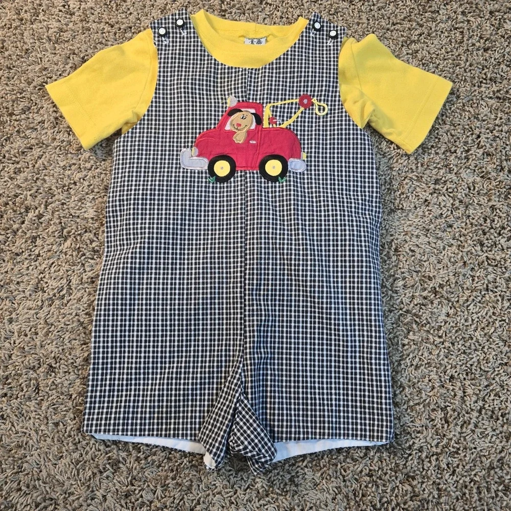 Austin & Ally plaid Tow Truck 2‎ Piece Outfit Boy's 4T